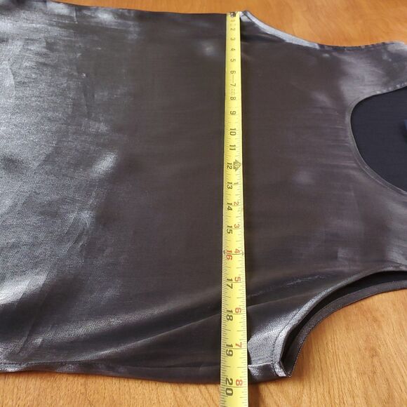 Silver Metallic Top US Sz 12 L Sleeveless Gray Shiny Club Rave Elegant - Picture 9 of 10